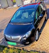 Opel zafira mit sehr schöne Ausstattung - Opel Zafira in Braunschweig