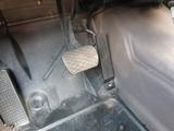 Mercedes-Benz G 230 - Mercedes-Benz G 230 mit Benzin-Antrieb: Geländewagen