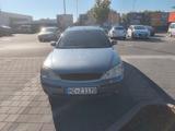 Ford Mondeo 2.0 Ambiente Ambiente - Ford Mondeo aus 2001: Kombi
