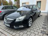 Opel Insignia OPC Line 220 ps - Opel Insignia Limousine Opc line mit Benzin-Antrieb
