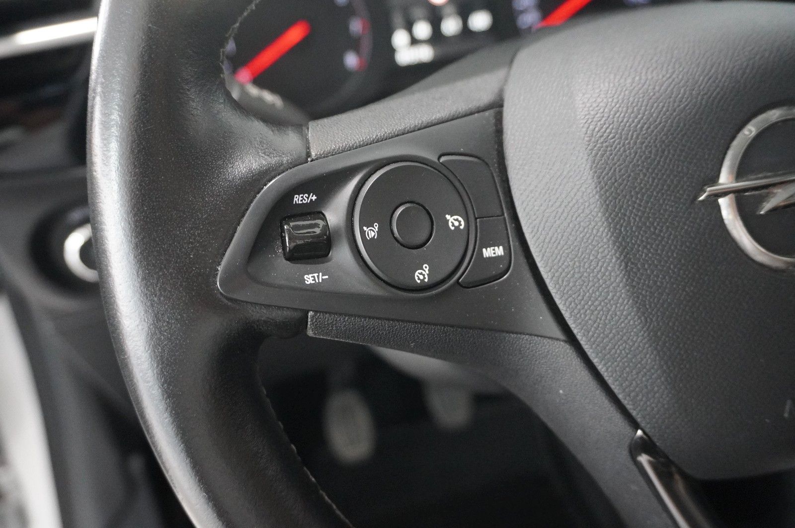 Fahrzeugabbildung Opel Corsa F 1.2 ELEGANCE NAVI/LED/TEMP./SPORT/DAB+