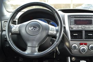 Fahrzeugabbildung Subaru Forester Comfort*4WD*Glühkerzen und Reifen NEU*