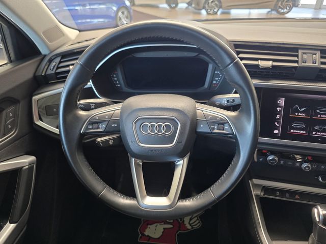AUDI Q3 — Foto 17