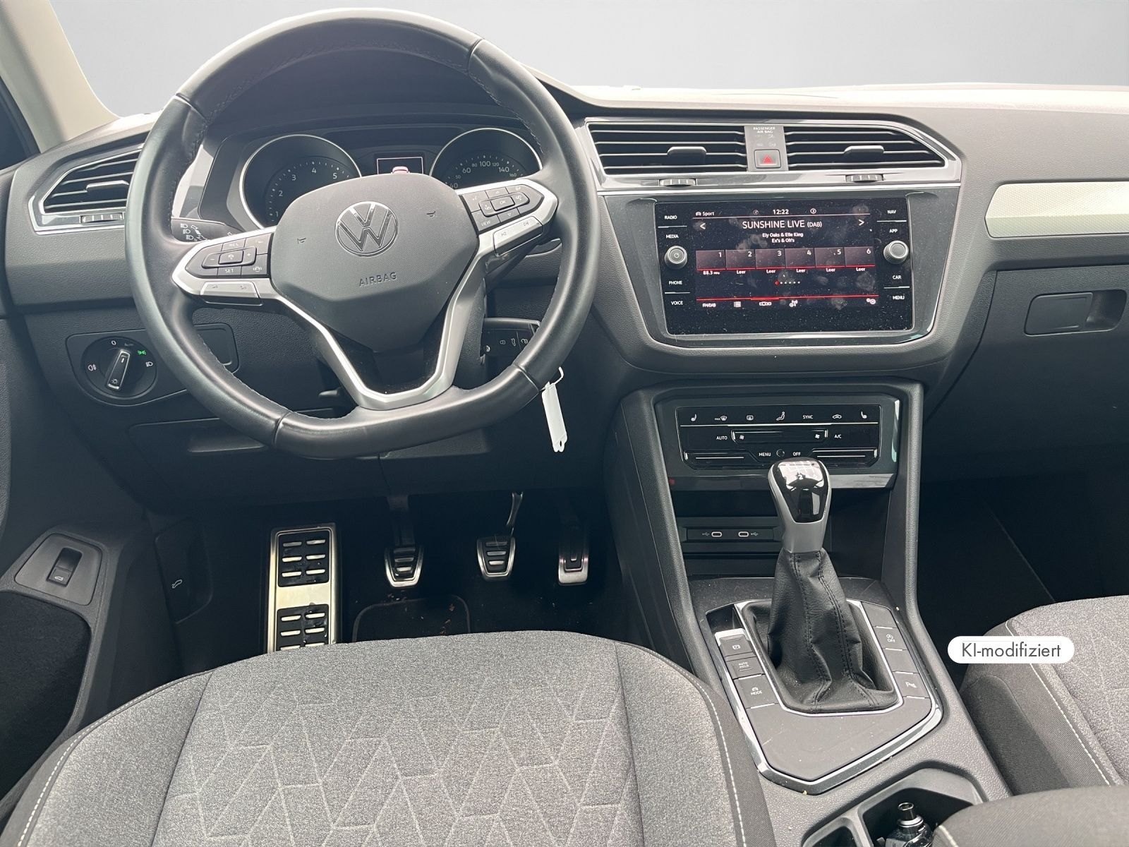 Volkswagen Tiguan Move 1,5 TSI ACC Ambientebeleuchtung foto 3