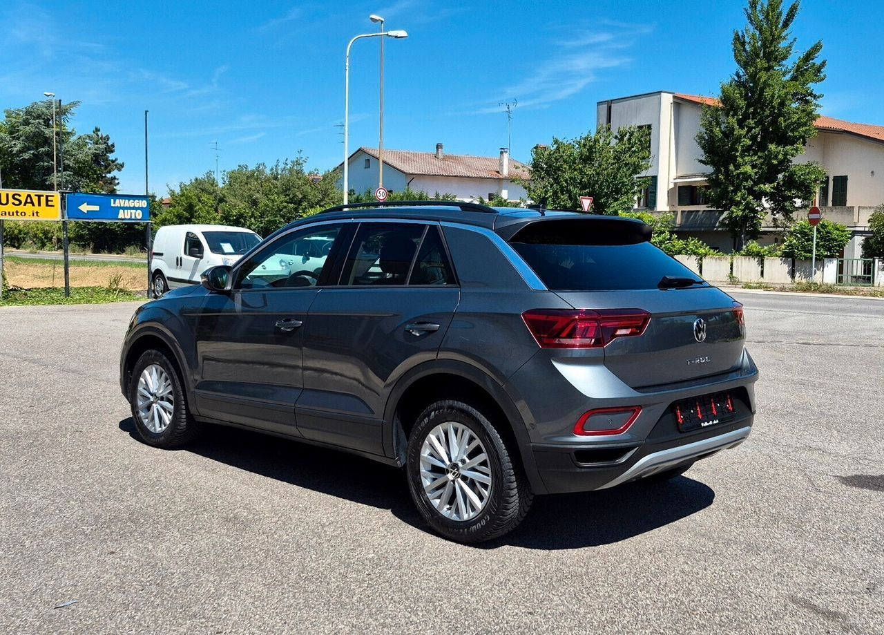 Other Volkswagen T-Roc 1.0 TSI Life 110 CV imagem 2