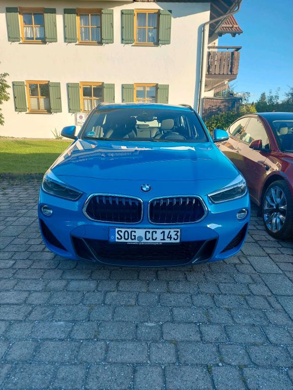 Image of BMW X2