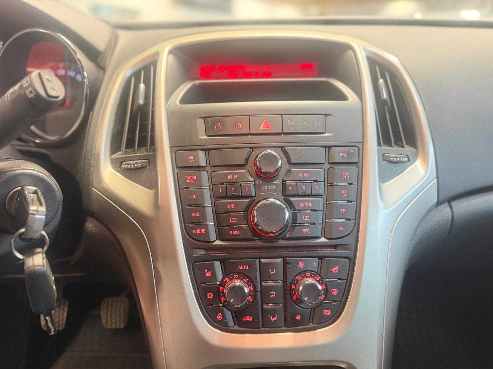 Opel Astra J Lim 150 Jahre Opel