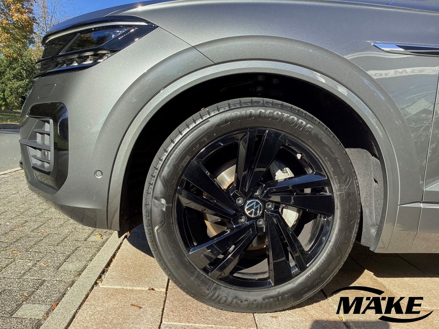 Touareg R-Line 3.0 TDI DSG 4m PD LUFTFED LEDER