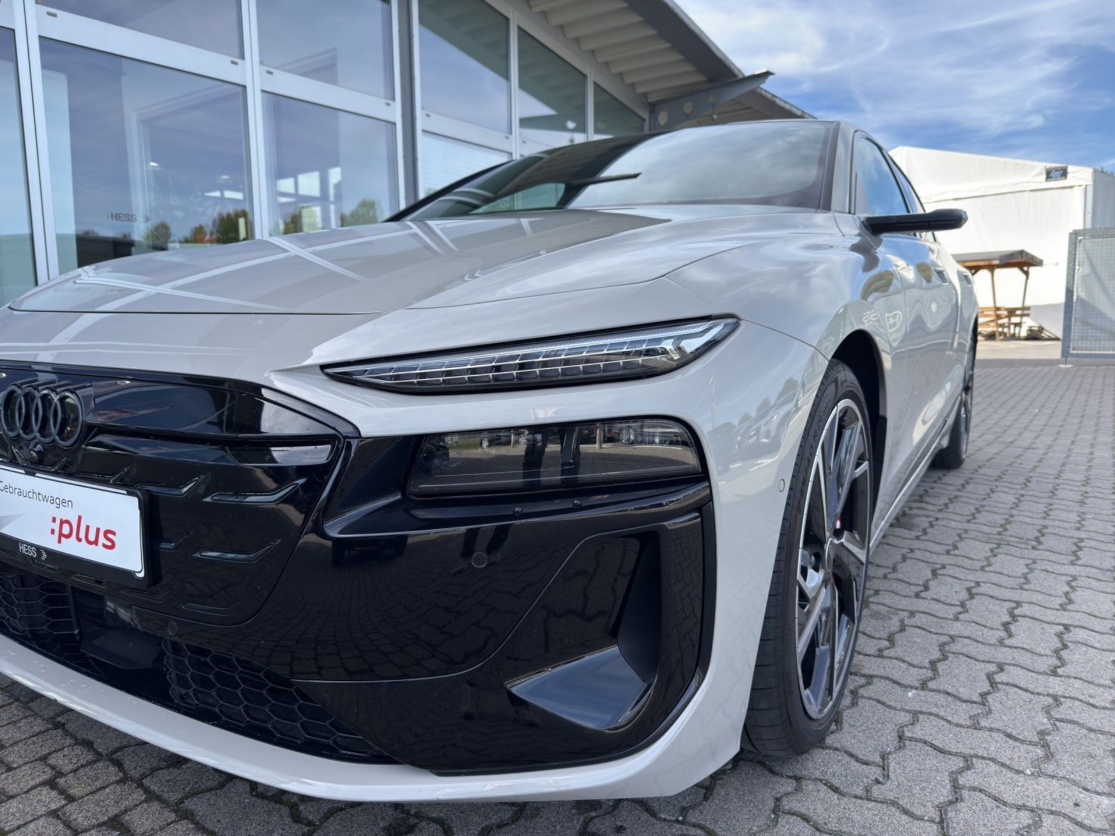Audi S6 e-tron - Bild 25