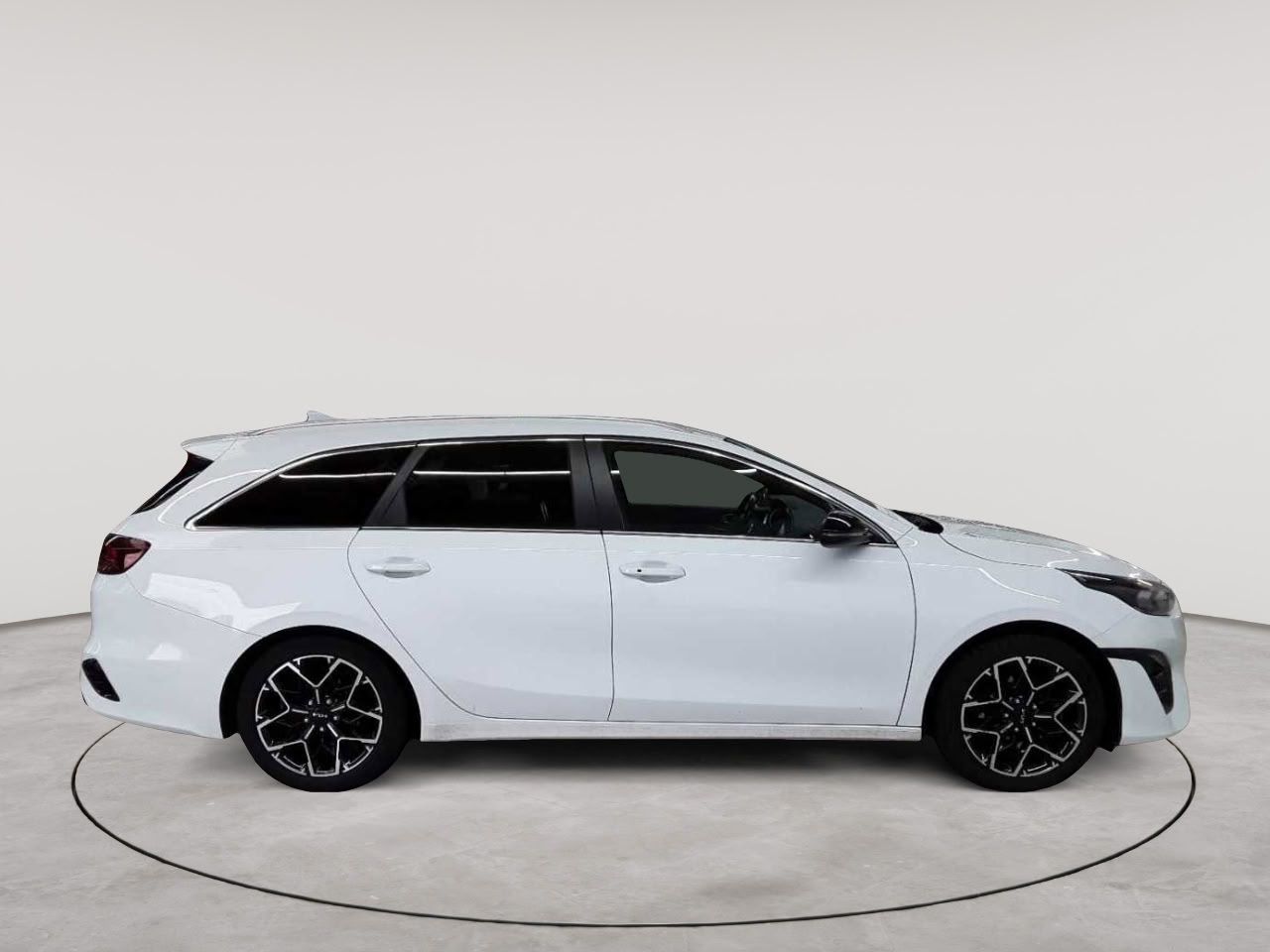 Kia Ceed SW 1.6 CRDi (48V Mild-Hybrid) DCT7 imagem 3