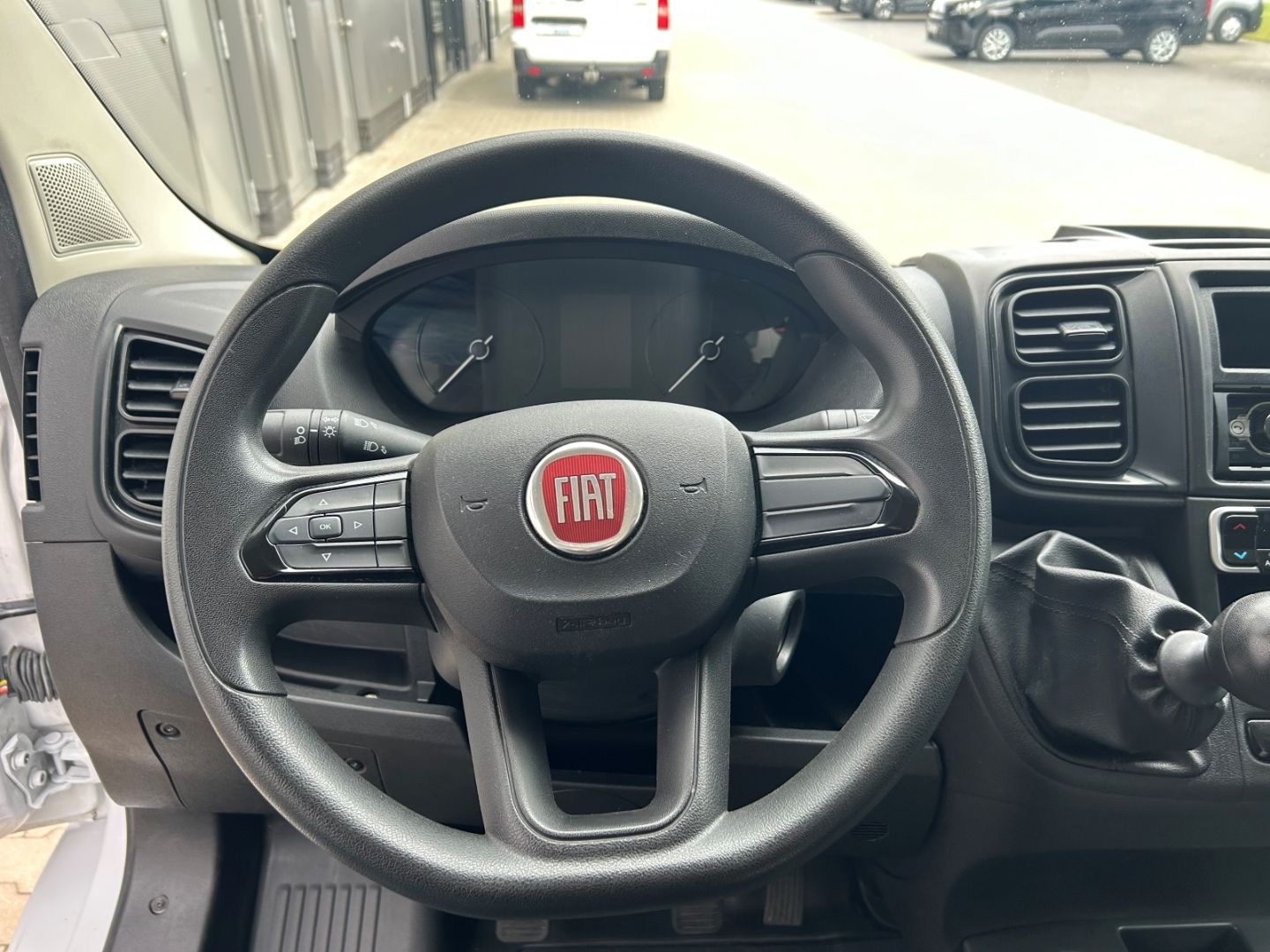 Fahrzeugabbildung Fiat Ducato Hochr.-Kasten 30 120 L2H2 RS 3450 mm