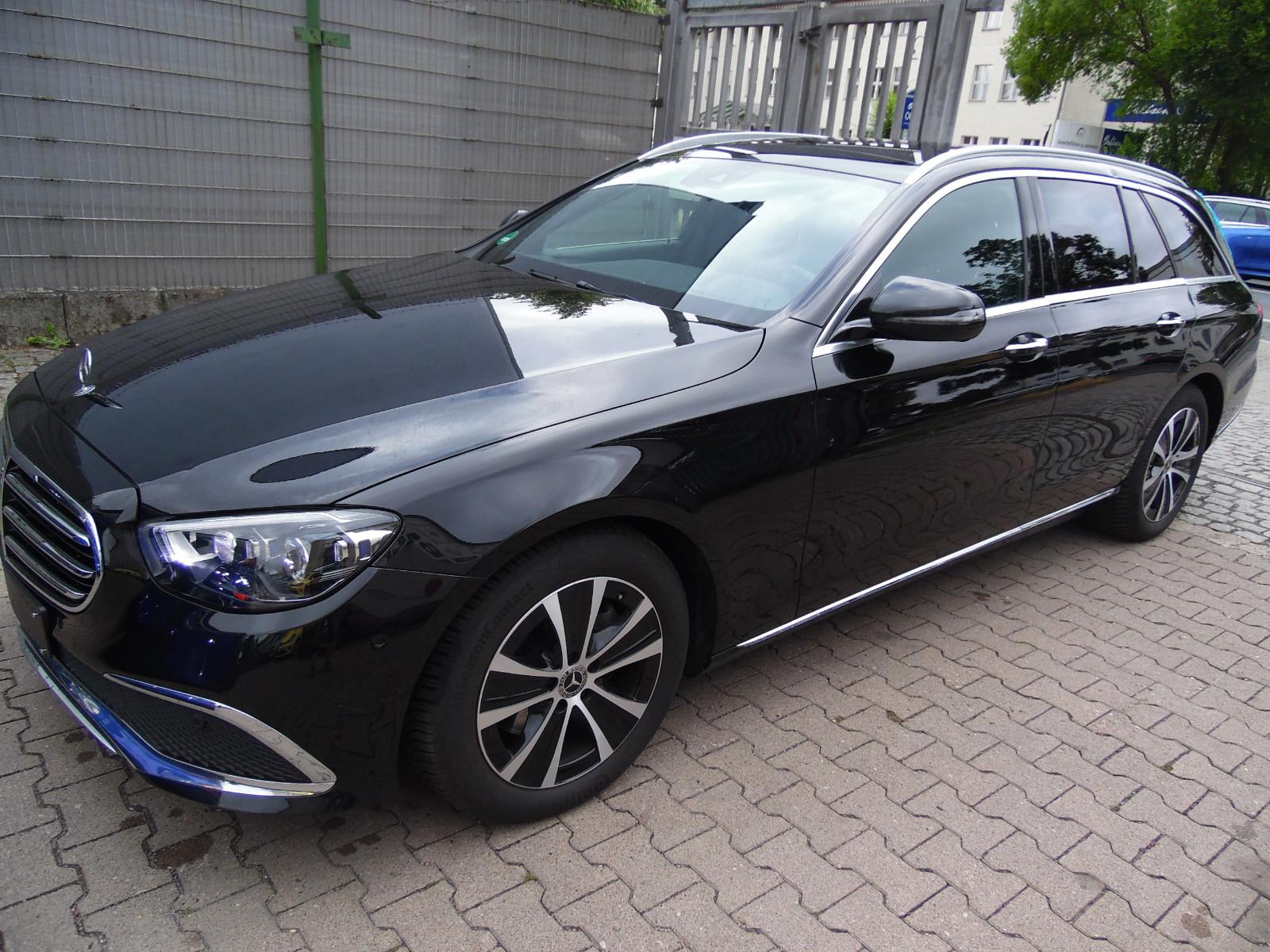 Mercedes-Benz E 200 T-Modell  4Matic