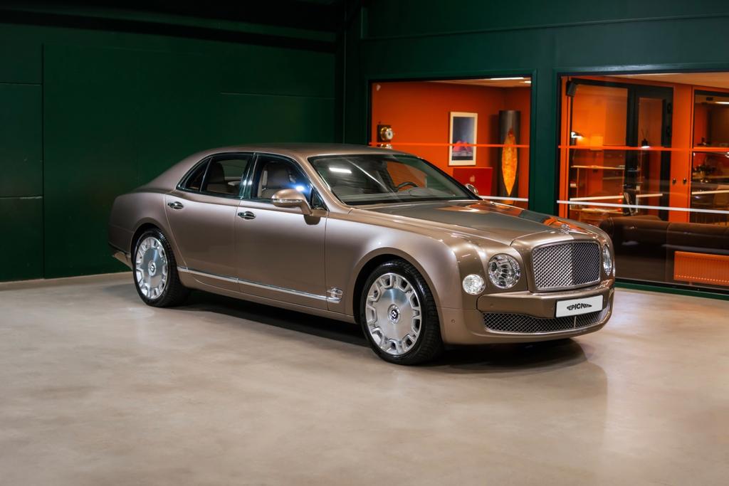 Bentley Mulsanne 6.75 / Ex. Bentley Motors