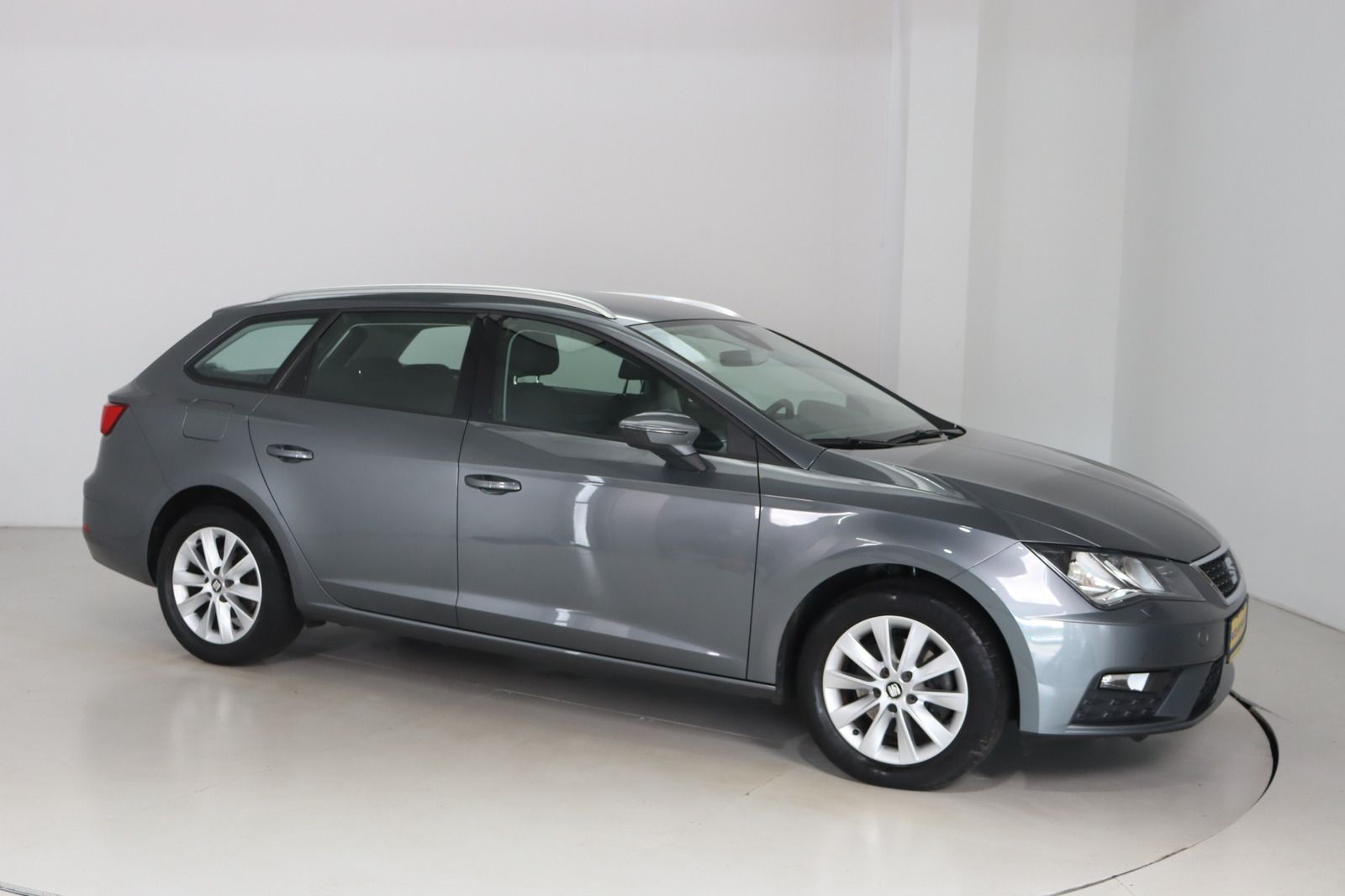 Fahrzeugabbildung SEAT Leon ST Stylance * Navi * Sitzhzg. * RFK