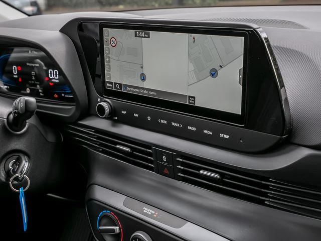 Hyundai Bayon 1.0 Select 2WD Kamera Navi Spurhalteassi.