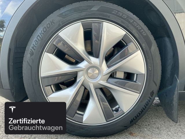 Tesla Model Y Long Range AWD foto 13