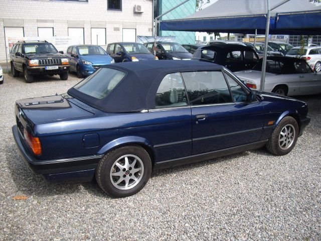 BMW 318i Cabrio  Original 48600KM  Leder