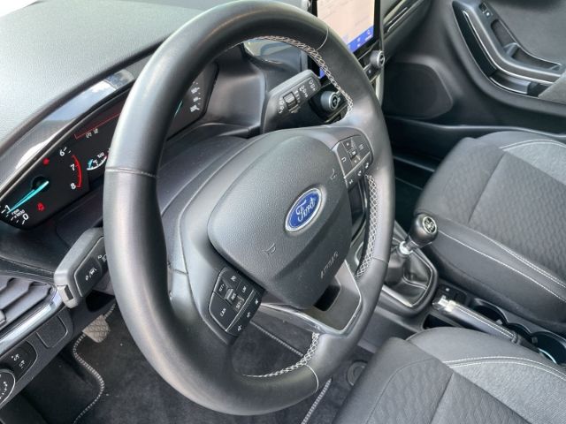 Fahrzeugabbildung Ford Puma 1.0 EcoBoost Mild Hybrid Titanium Navigatio