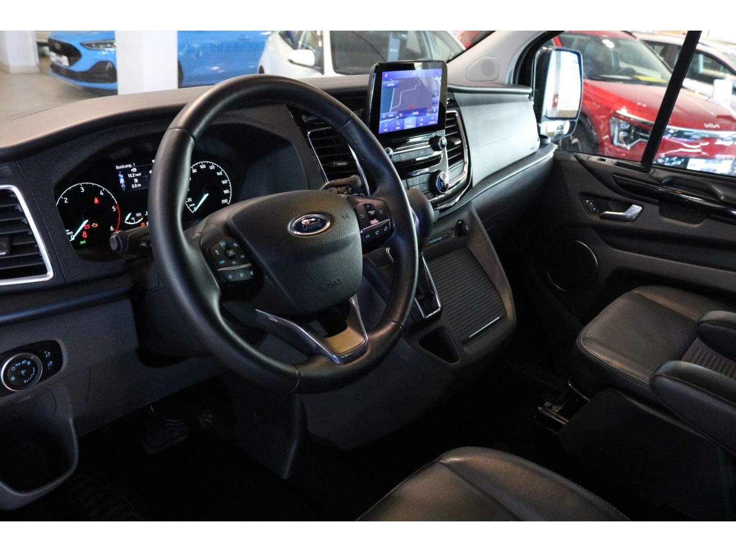 Fahrzeugabbildung Ford Tourneo Custom Active L1 AUTOMATIK Tempomat DAB