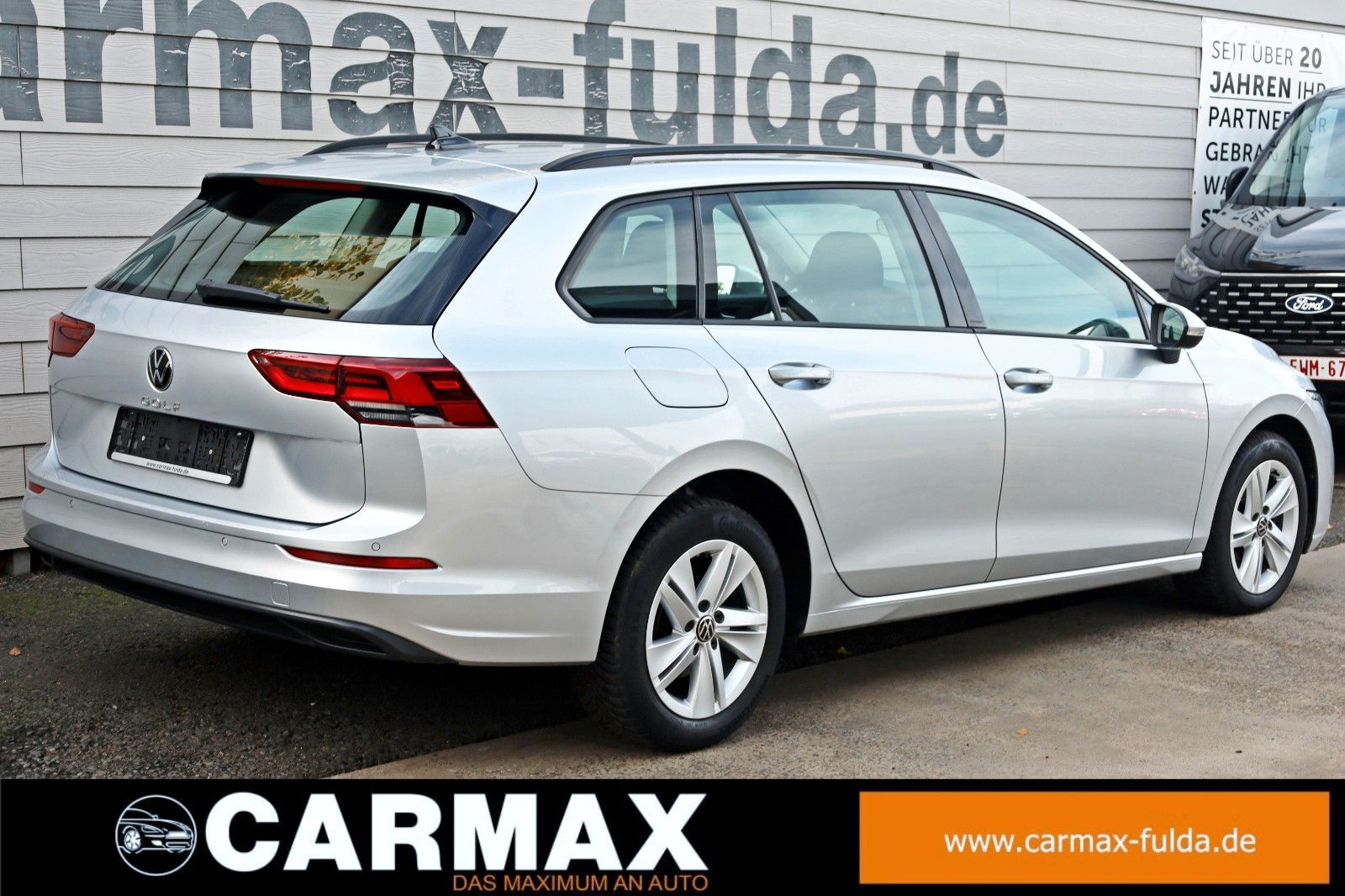 Fahrzeugabbildung Volkswagen Golf VIII Variant Life Navi,LED,PDC,Lane/Front A