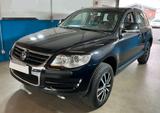 Volkswagen Touareg 2.5 TDI AUTOMATIK TÜV11.2027 AHK 2.Hand - Volkswagen Touareg: 2.5