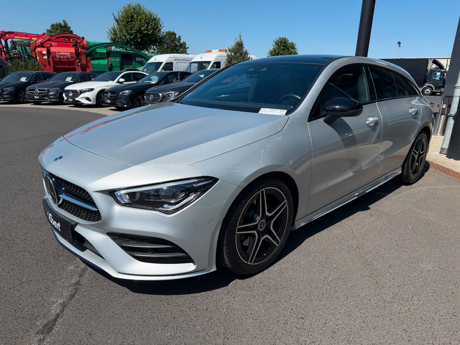 Fahrzeugabbildung Mercedes-Benz CLA 220 D SB AMG R-Kamera+Pano+DISTR+MBEAM+Ambie