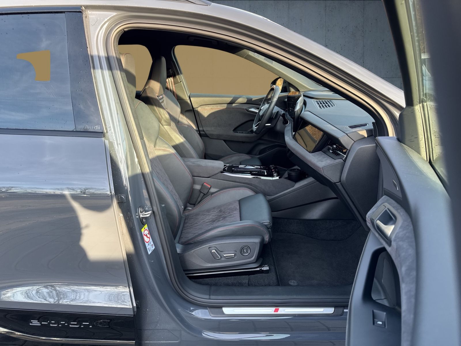 Audi SQ6 e-tron - Bild 16