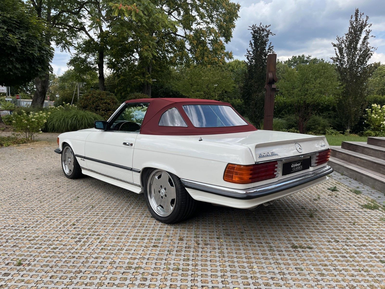 Fahrzeugabbildung Mercedes-Benz 500 SL