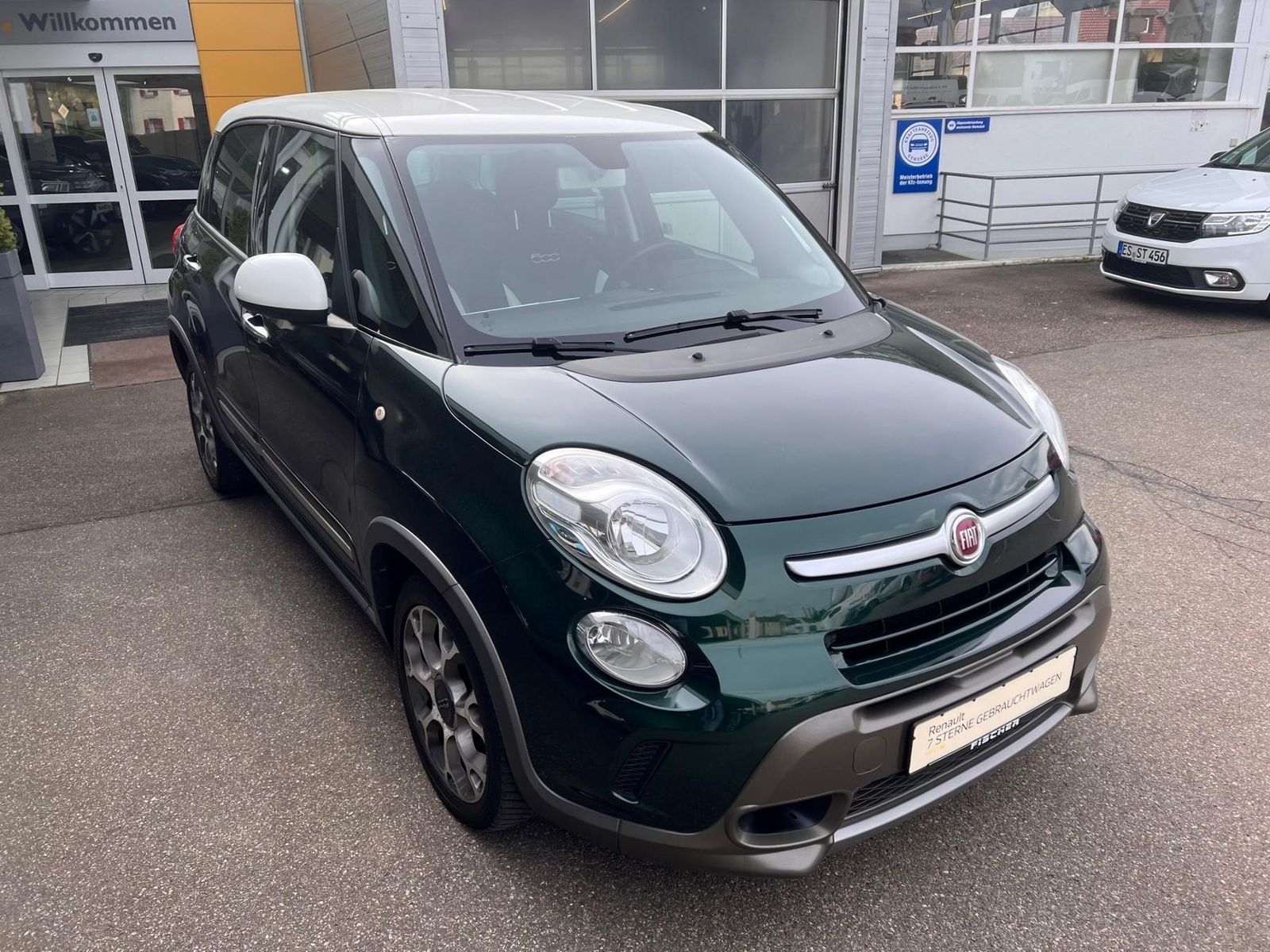 Fahrzeugabbildung Fiat 500L Trekking 1.6 16V EPH SHZ Klima Freispr.