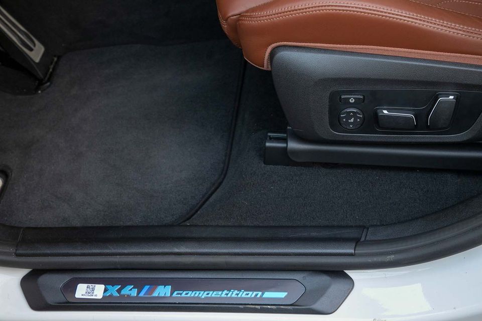 BMW X4 M - Bild 12