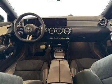 Mercedes CLA 180 - 5