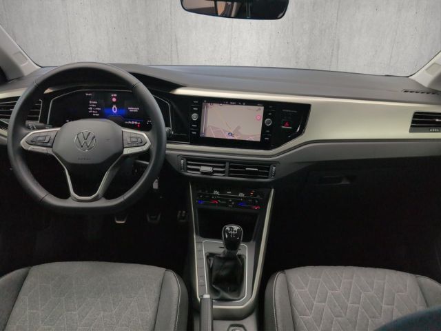 Polo MOVE 1.0 TSI Klima Navi Einparkhilfe