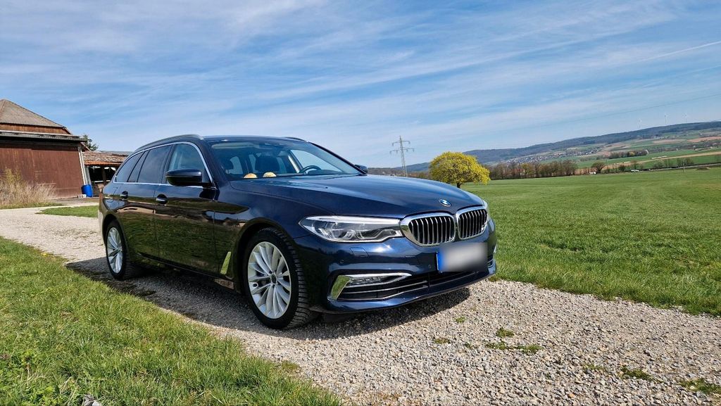 Image of BMW 530