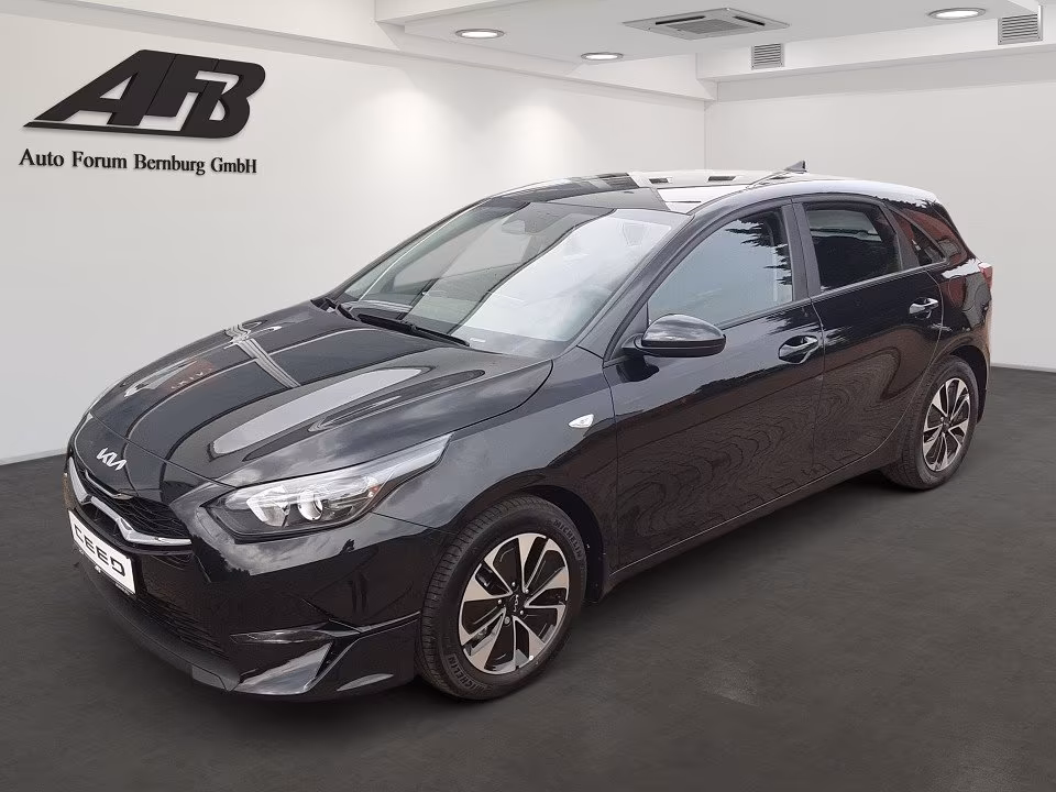 Kia CEED 1.5T Spin Navi SHZ LKHZ