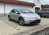 Honda Civic Sport - Honda Civic aus 2006 mit Benzin-Antrieb