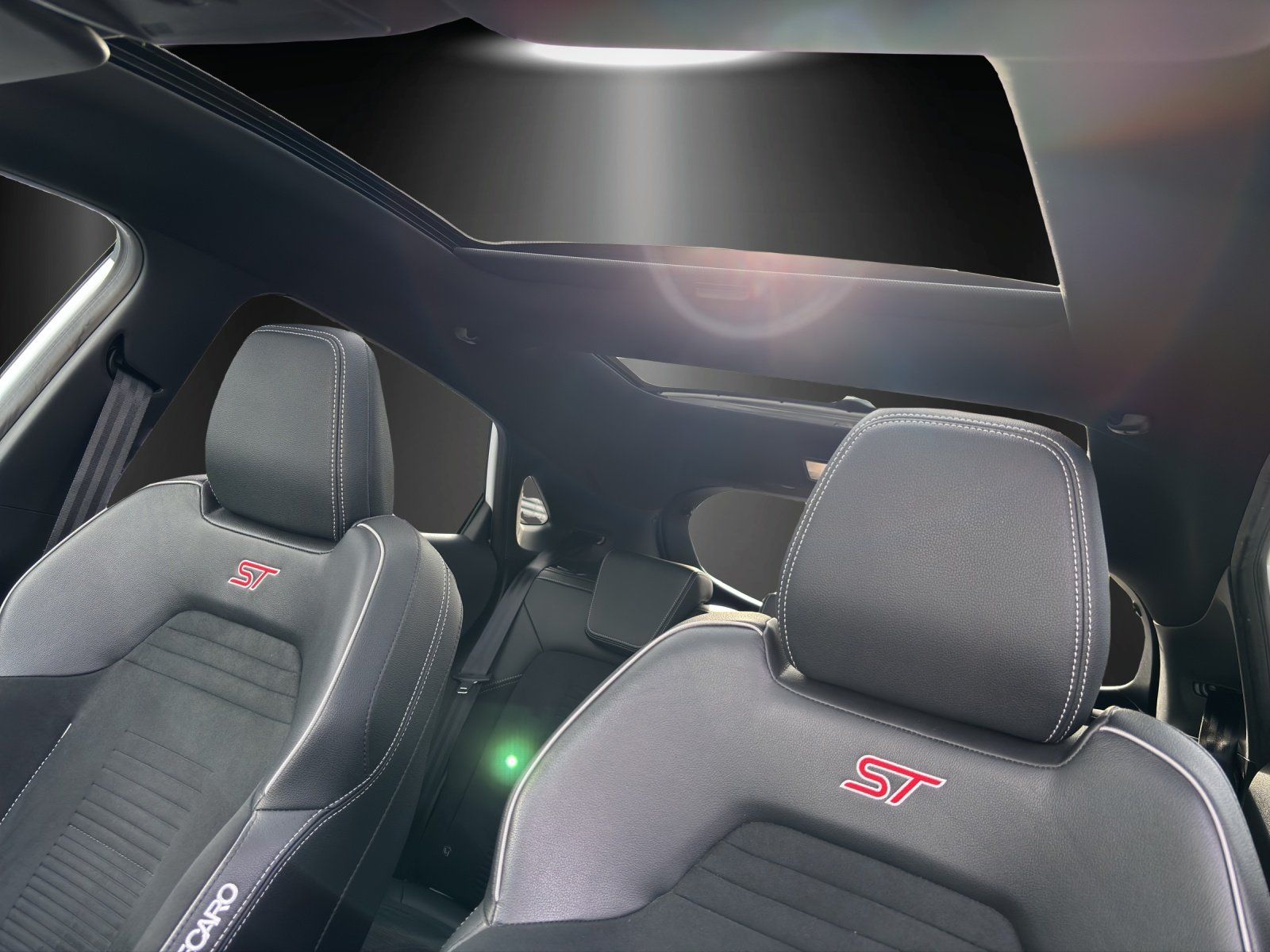 Fahrzeugabbildung Ford Puma ST 1.5 ST X LED/KAMERA/NAVI/SHZ/RECARO/