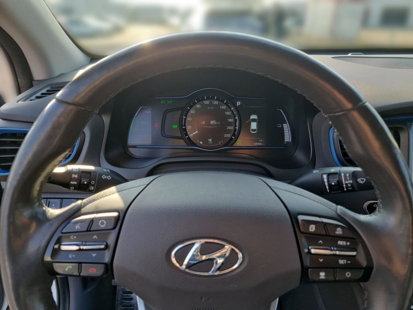 Fahrzeugabbildung Hyundai IONIQ 1.6 GDi HEV ELECTRO PREMIUM ALLWETTER+PDC