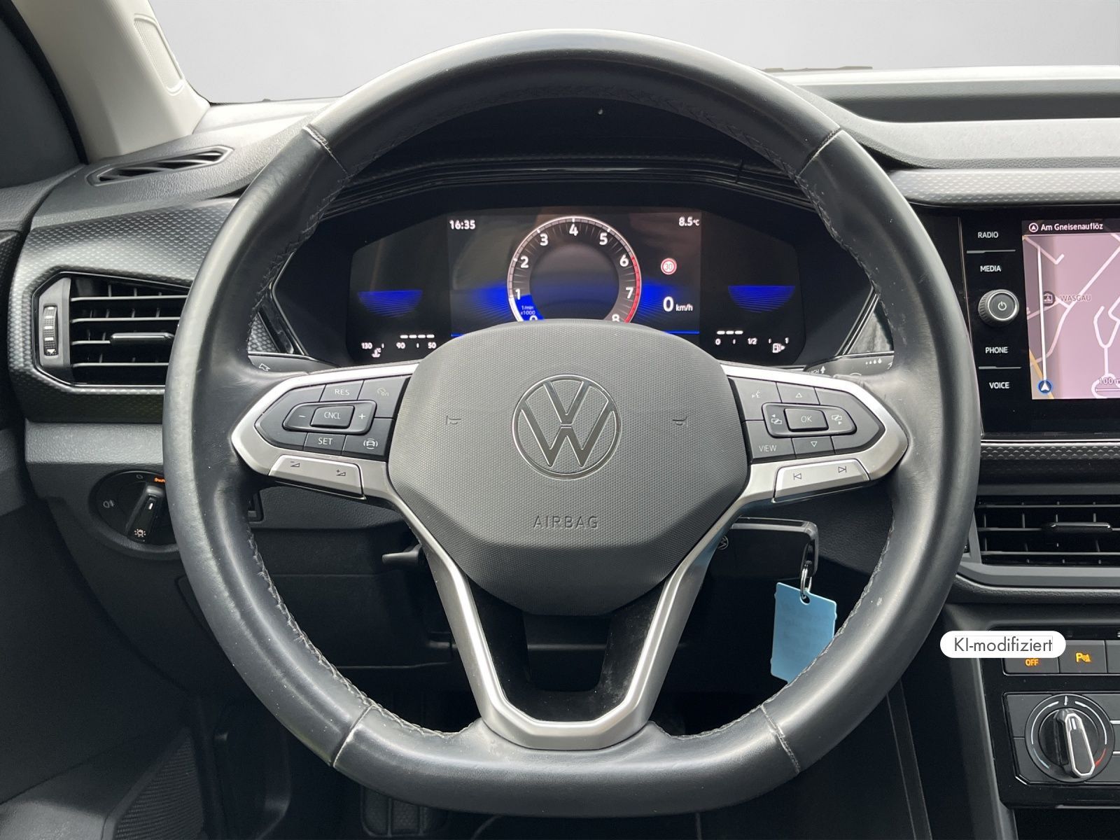 Volkswagen T-Cross - Bild 10