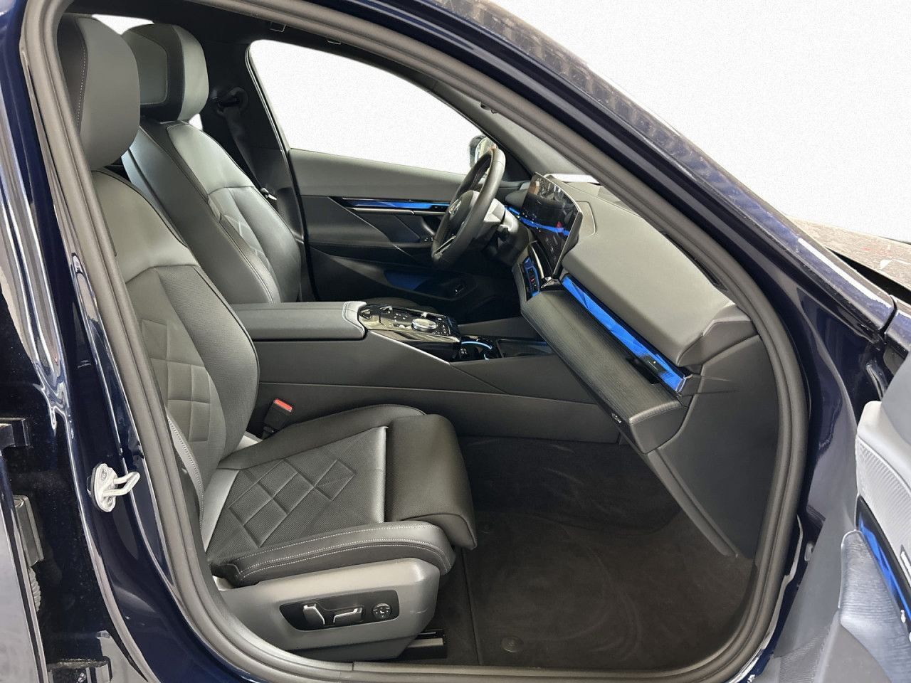BMW i5 - Bild 14