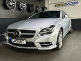 Mercedes-Benz CLS 500 AMG-PAKET/HARMAN-KARDON/KAMERA - Mercedes-Benz CLS 500 in Duisburg
