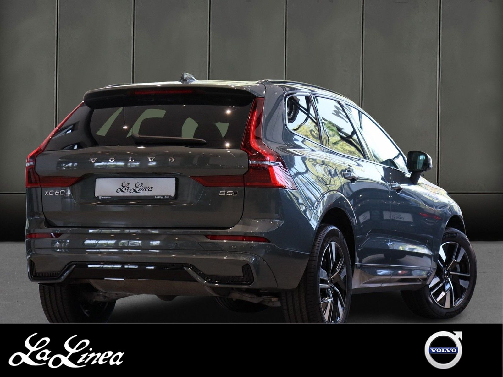 Volvo XC60 B5 (B) AWD Plus Dark NP:72.290,-//PANO/HUD/ imagem 2