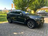 BMW X6 xDrive40d - M - BMW X6: 40