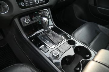 Volkswagen Touareg - 10