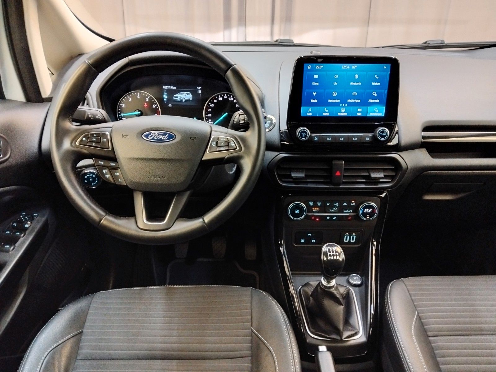 Ford EcoSport (06/2026, Benzin)