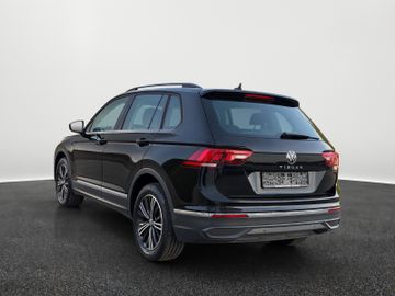 Volkswagen Tiguan - 3