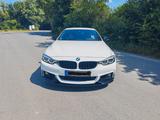 BMW 440i xDrive Cabrio M Sport mit exklusiven Upgrad - BMW 440 Unfallwagen