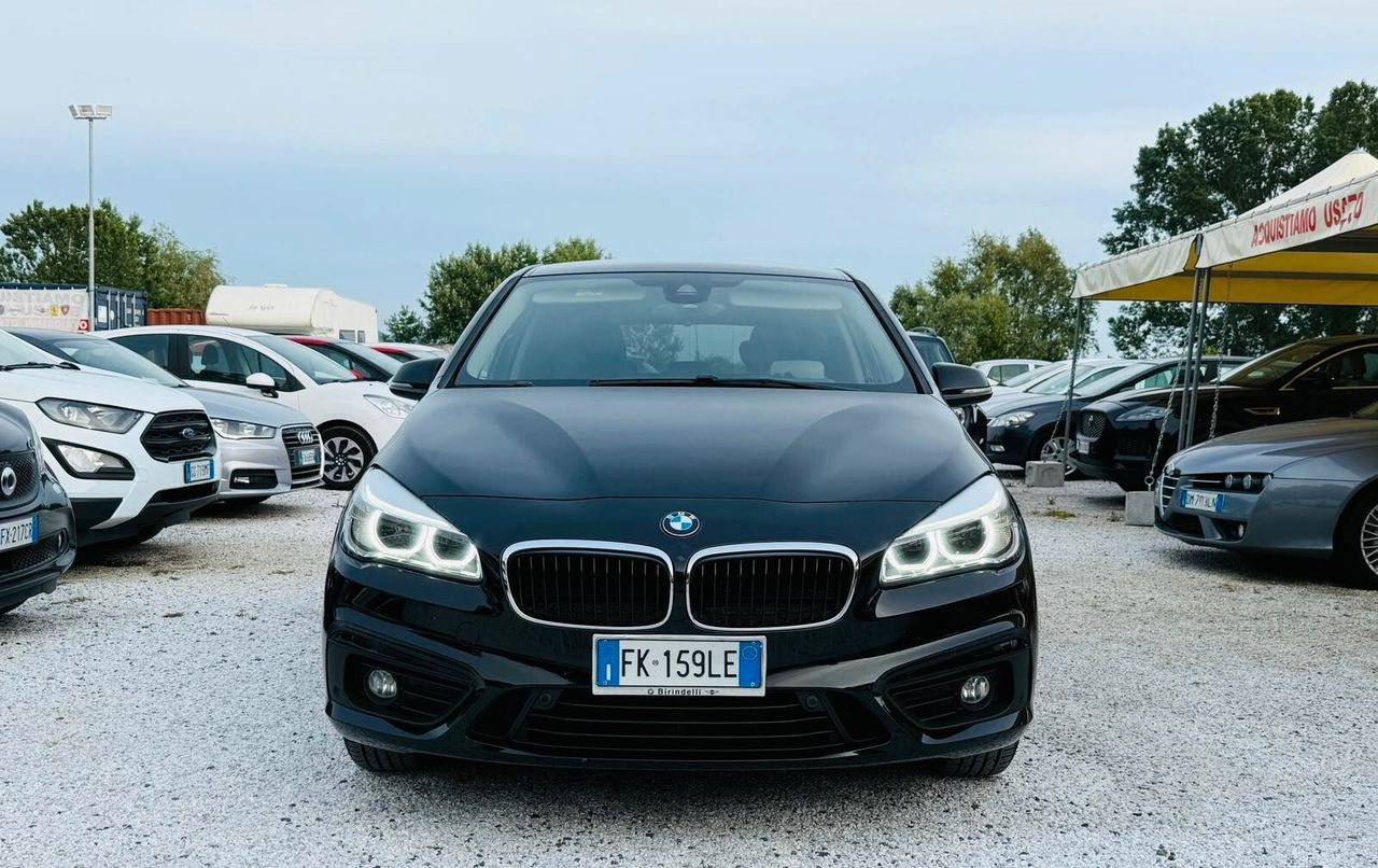 BMW 218