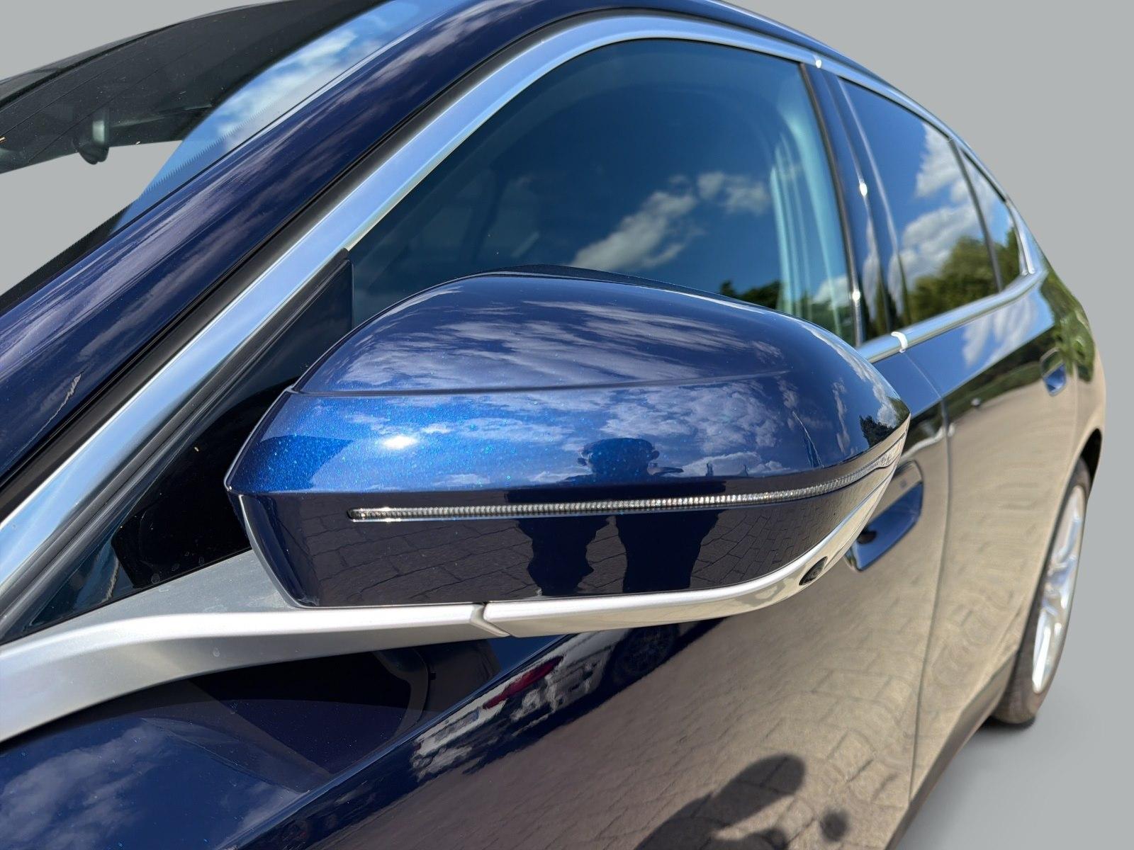 BMW 530e 360° STANDHZ HEAD-UP SITZBELÜFT PANO RFK BT