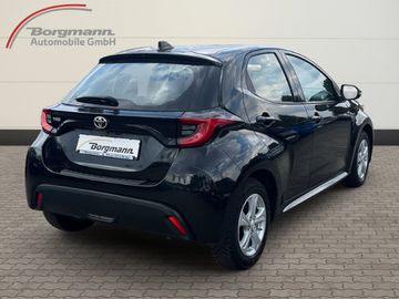 Toyota Yaris - 4