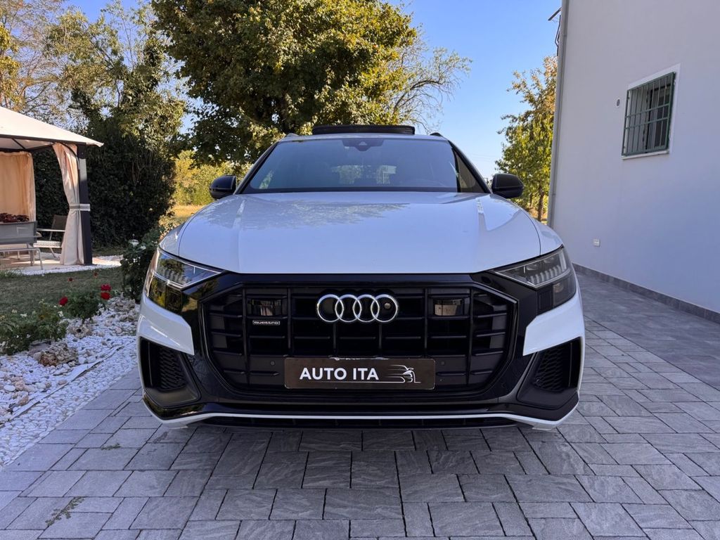 Image of Audi Q8